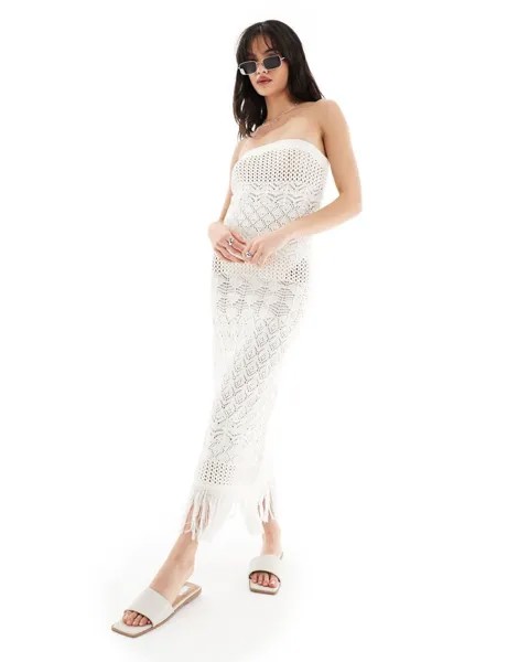 Miss Selfridge — Длинное кремовое пляжное платье-бандо крючком с бахромой