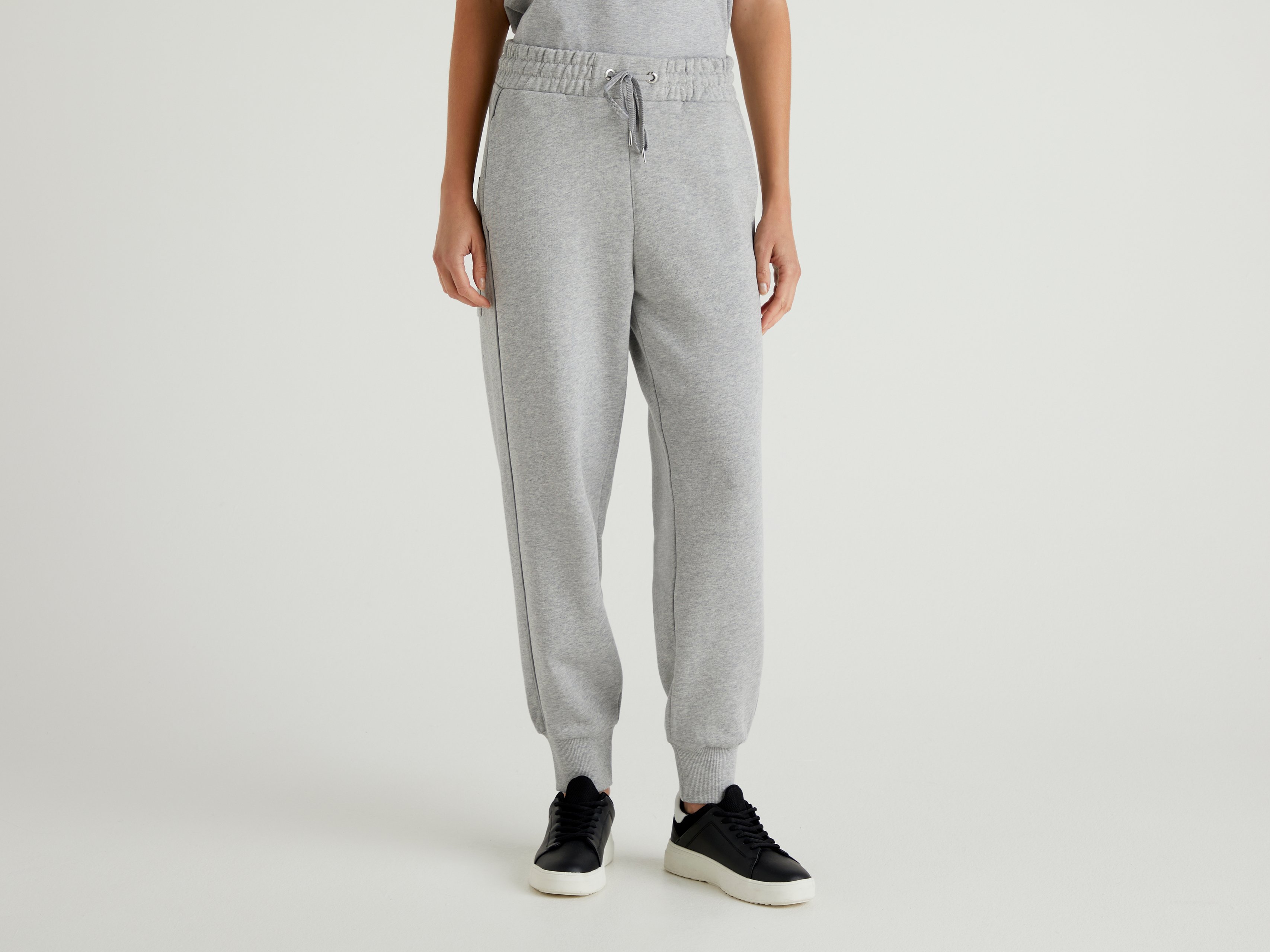 Спортивные брюки женские United Colors of Benetton 21A_3J68P0509 серые L