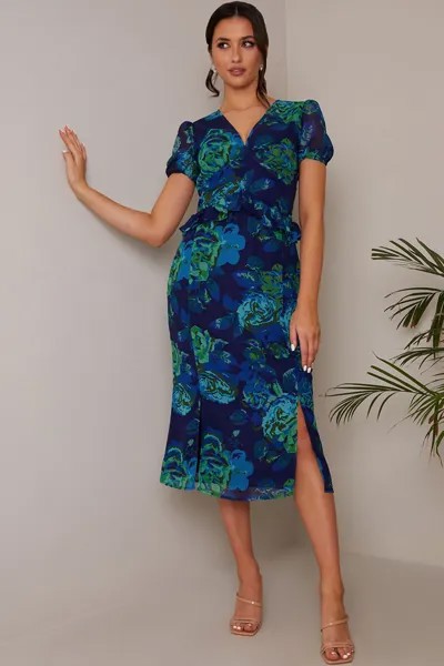 Миниатюрное платье с цветочным принтом рукавами-буфами и рюшами Chi Chi London, синий