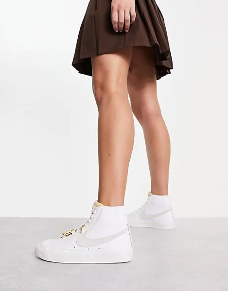 Белые кроссовки с украшениями Nike Blazer Mid '77