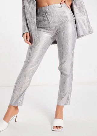 Муаровые брюки с эффектом металлик ASOS DESIGN-Серебряный
