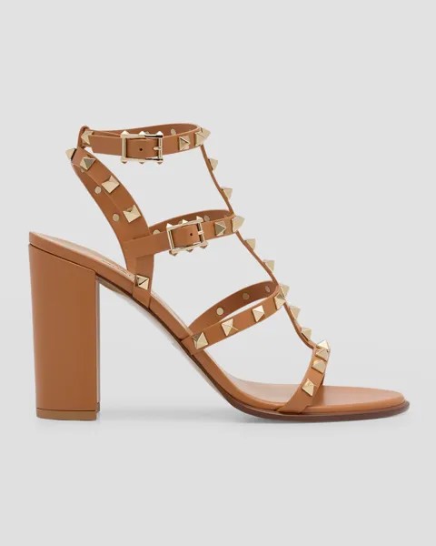 Кожаные сандалии Rockstud с Т-образным ремешком в клетку Valentino Garavani, цвет Almond Beige