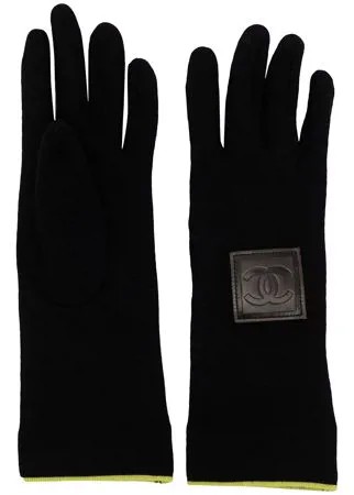 Chanel Pre-Owned перчатки с нашивкой CC