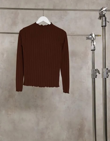 Коричневый лонгслив с высоким воротником и волнистыми краями Stradivarius