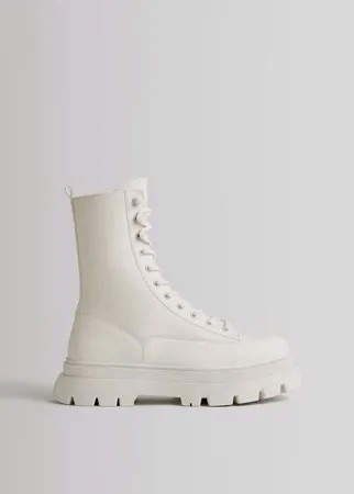 Белые ботинки на шнуровке Bershka-Белый