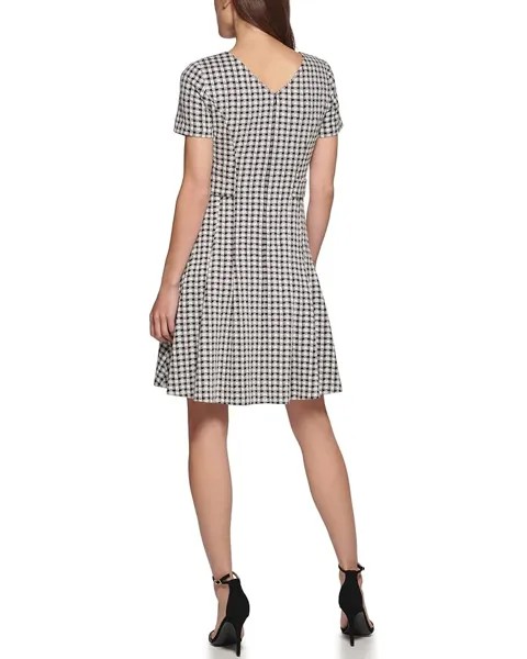 Платье DKNY V-Neck Double Button Fit-and-Flare, цвет Black/Ivy