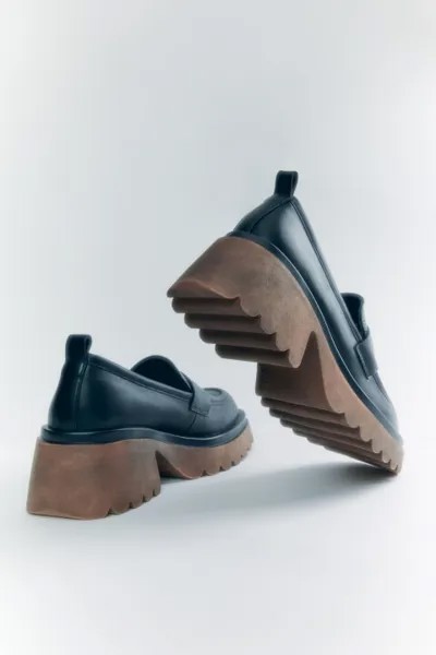 Туфли-лоферы кожаные на каблуке с тракторной платформой