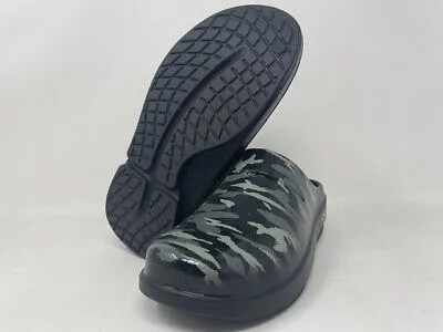 Женские туфли Ooclog OOFOS, зеленый камуфляж, 10 B Medium US