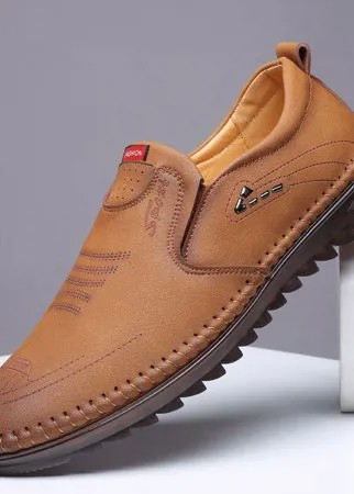 Кожаные нескользящие нескользящие удобные туфли для мужчин с ручной вышивкой