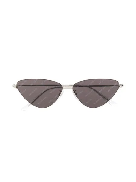 Balenciaga Eyewear солнцезащитные очки в оправе 'кошачий глаз' с логотипом