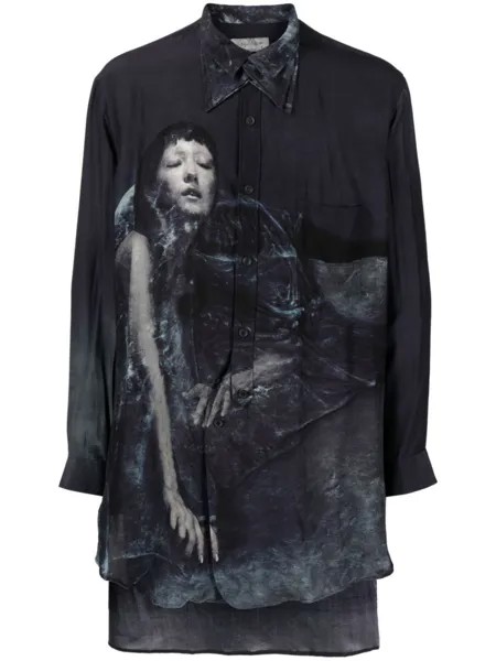 Yohji Yamamoto удлиненная рубашка с графичным принтом, синий