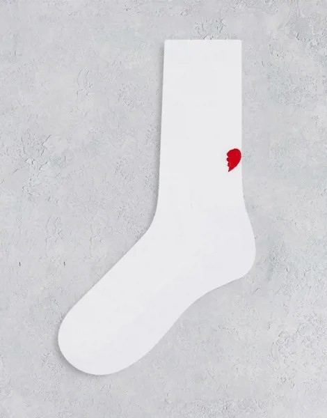 Спортивные носки белого цвета с вышитым разбитым сердцем ASOS DESIGN-Белый