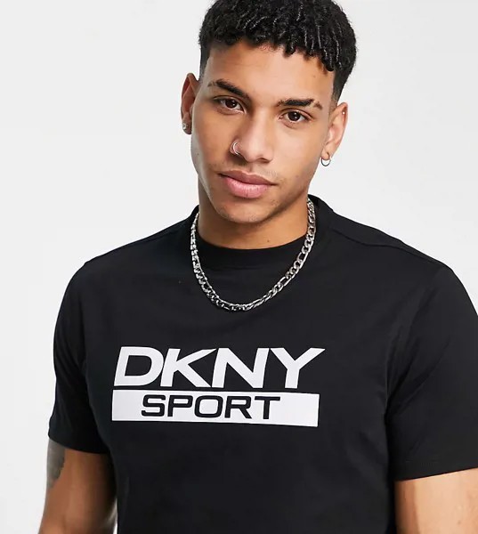 Черная футболка с принтом логотипа на груди DKNY Sport-Черный