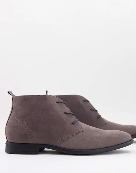Серые ботинки чукка из искусственной замши ASOS DESIGN-Серый