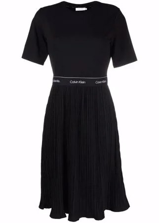 Calvin Klein платье-футболка с плиссированной юбкой