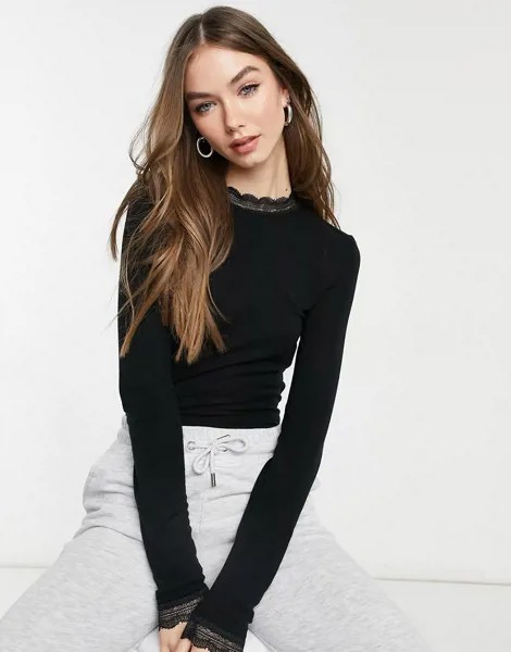 Черный лонгслив с кружевной отделкой Vero Moda