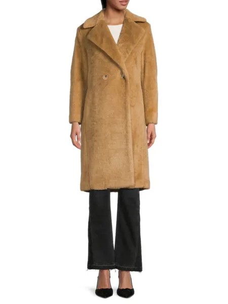 Двубортное пальто из искусственной дубленки Vince, цвет Sand Shell