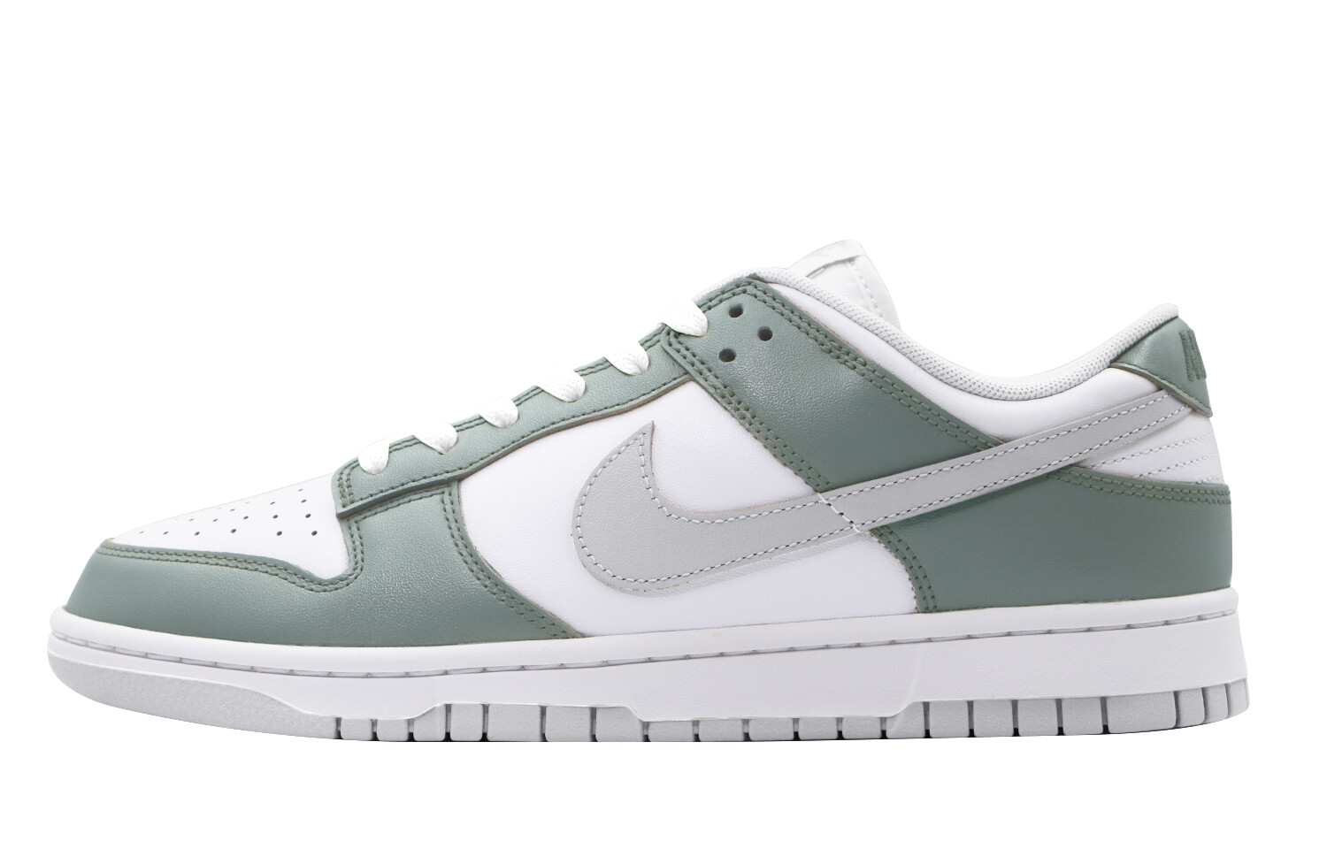 Кроссовки Nike Dunk Skateboarding Shoes Women's Low-top White/Gray/Green, зеленый