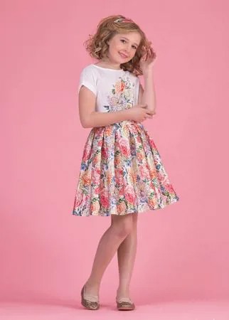 Комплект для девочек с пестрыми цветами (блуза и юбка) 