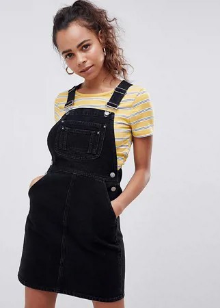 Черное выбеленное джинсовое платье-комбинезон ASOS DESIGN Petite-Черный