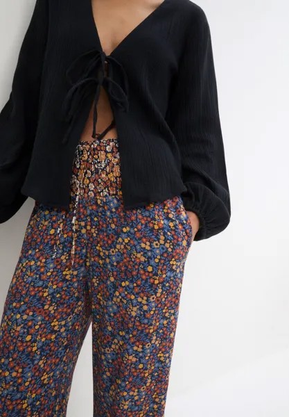 Брюки VISKOSE SCHLUPFHOSE MIT SCHMOCKBUND bonprix, синий