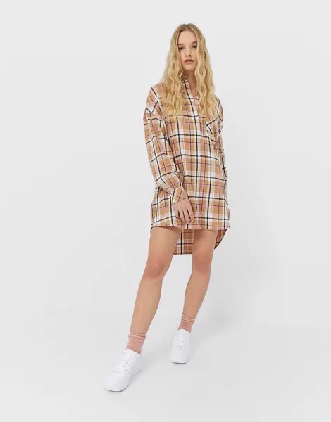 Бежевое платье-рубашка бойфренда в клетку в стиле oversized Stradivarius-Бежевый