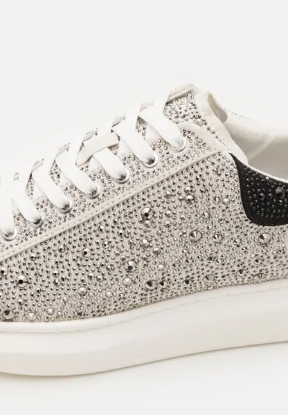 Кроссовки на шнуровке ICEBOX Steve Madden, серебристый