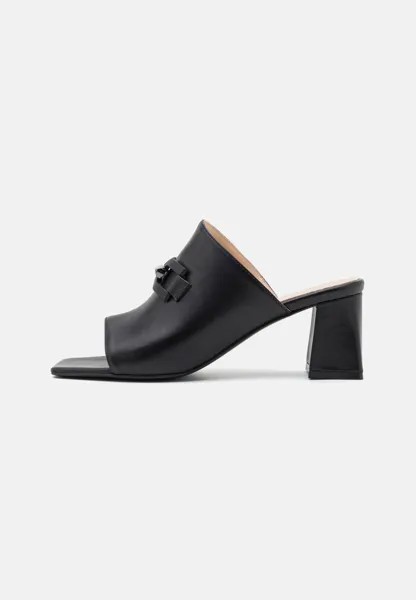 Тапочки Marc Cain, черные