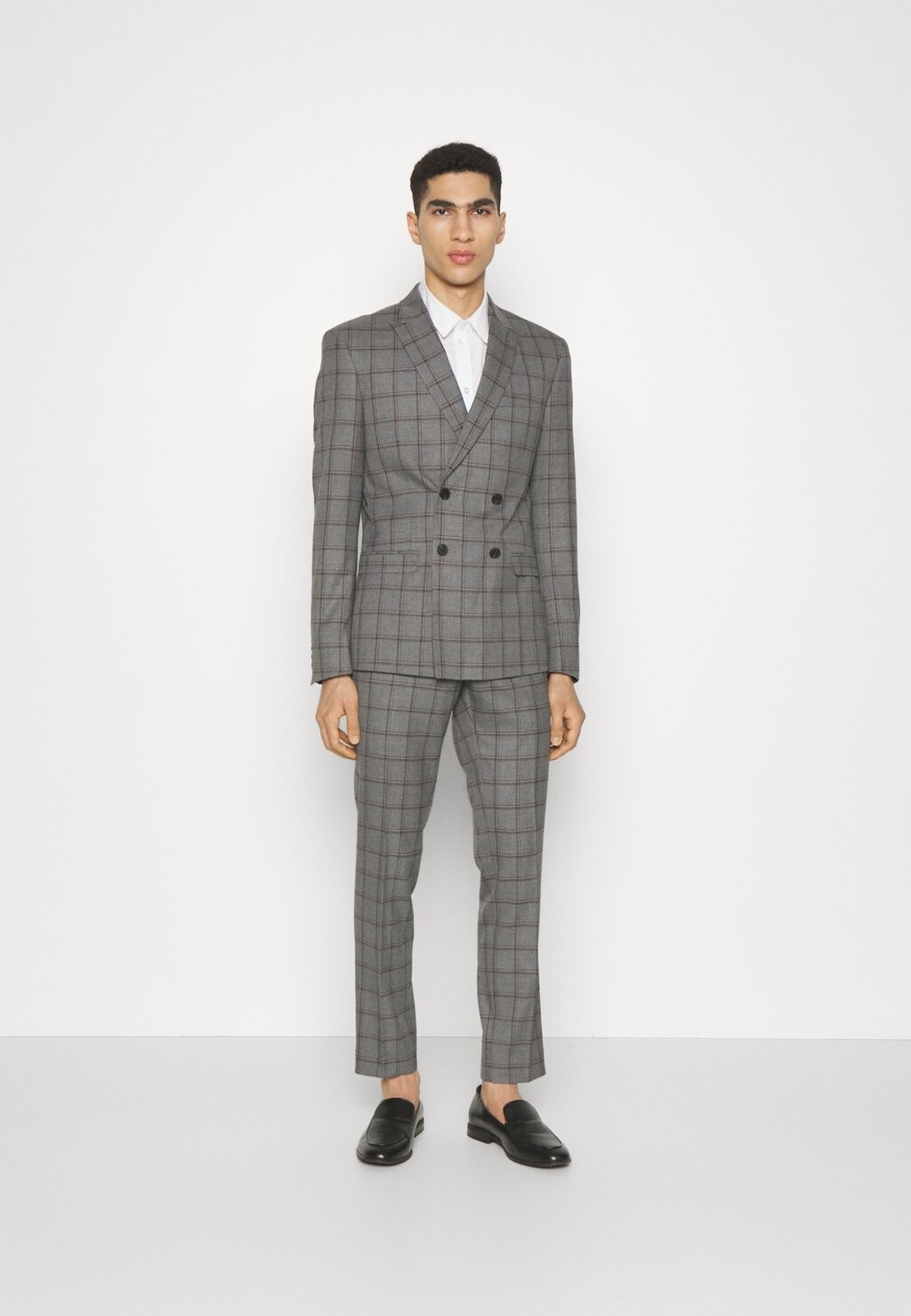 Костюм THE FASHION SUIT PEAK  Isaac Dewhirst, серый