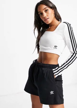 Белый укороченный лонгслив с тремя полосками и квадратным вырезом adidas Originals adicolor