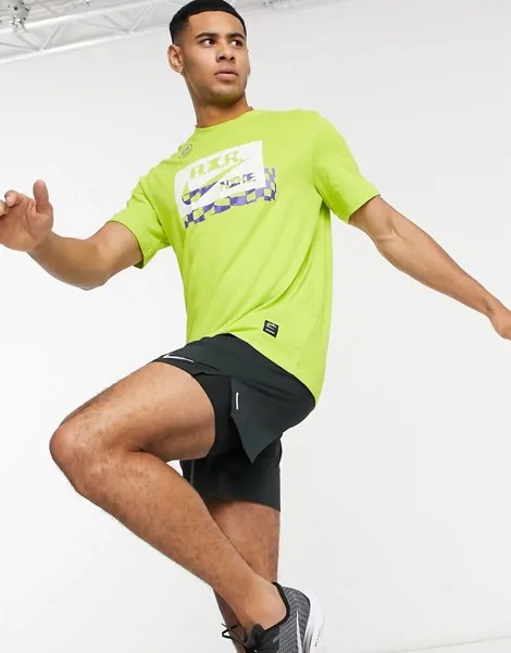 Зеленая футболка с логотипом Nike Running Artist in Residence-Зеленый цвет