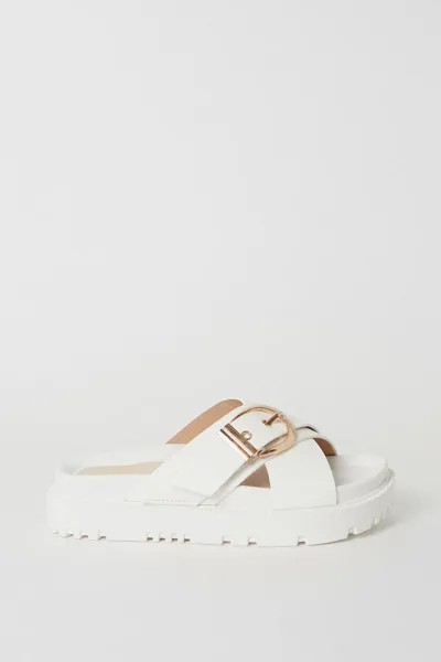 Faith: Массивные шлепанцы Mali с пряжкой и перекрестными ремешками Dorothy Perkins, белый