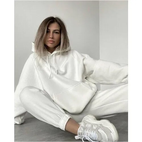 Костюм, размер M, белый