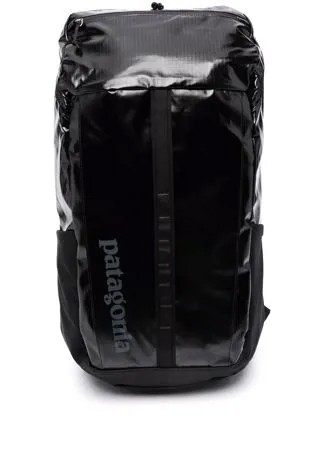 Patagonia рюкзак Black Hole 25L с логотипом