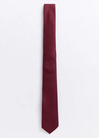 Бордовый атласный узкий галстук ASOS DESIGN-Красный