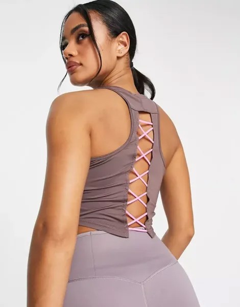 Сливовая майка Nike One Training Novelty Dri-FIT с завязками на спине