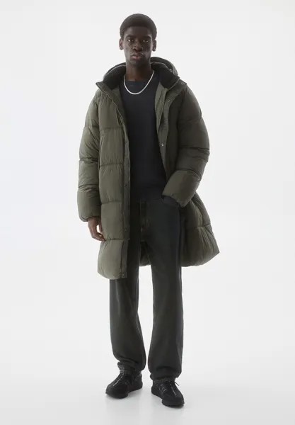 Зимнее пальто With Hood-Puffer PULL&BEAR, хаки