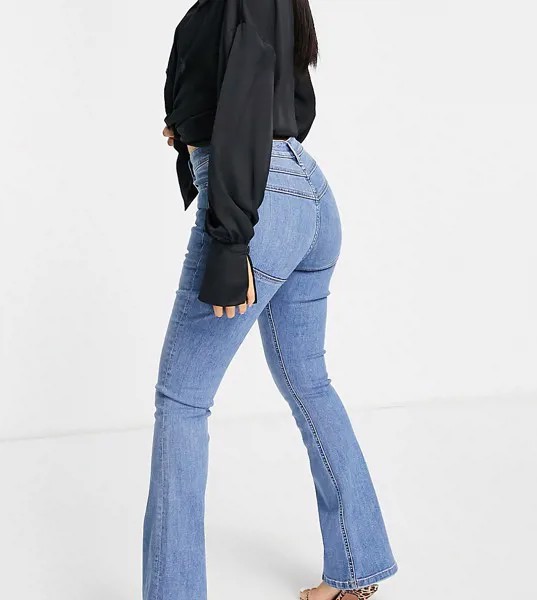 Эластичные расклешенные джинсы ярко-голубого цвета с моделирующим эффектом и завышенной талией ASOS DESIGN Petite-Голубой
