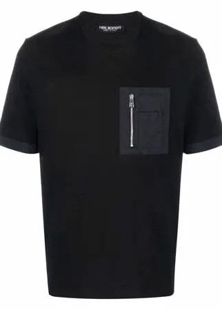 Neil Barrett футболка с карманом на молнии