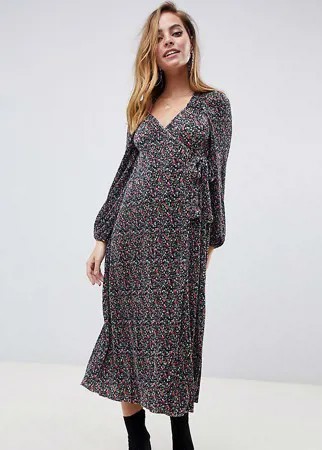 Платье макси с цветочным принтом и запахом ASOS DESIGN Petite-Мульти