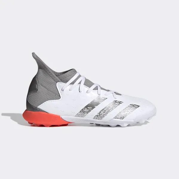 Футбольные бутсы Predator Freak.3 TF adidas Performance