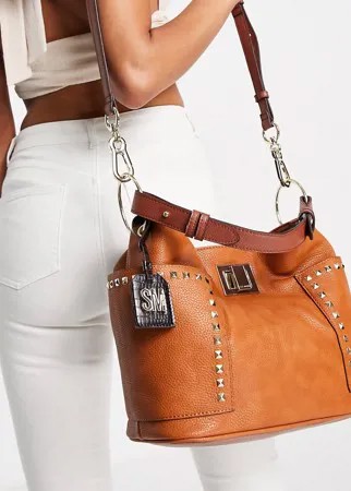 Большая сумка-тоут коньячного цвета с заклепками Steve Madden Bsara-Коричневый