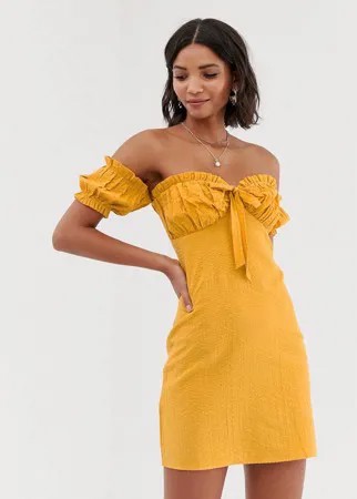Сарафан мини с открытыми плечами и завязкой ASOS DESIGN-Желтый