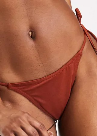 Красновато-коричневые блестящие трусы бикини из переработанных материалов с завязками по бокам COLLUSION-Коричневый цвет