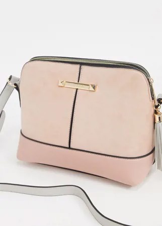 Розовая замшевая сумка через плечо с декоративной кисточкой River Island-Розовый