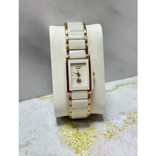 Наручные часы RADO классические женские classic, бежевый, бесцветный