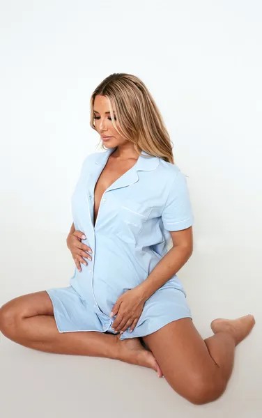 PrettyLittleThing Голубая ночная рубашка с короткими рукавами для беременных Prettylittlemama
