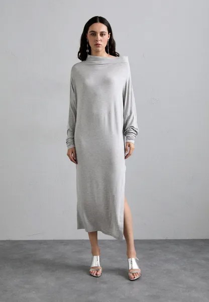 Платье из джерси ALL IN ONE SIDE SLIT GOWN Norma Kamali, светло-серый