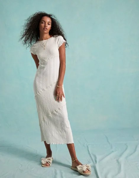 Платье макси смешанной фактуры с овальной спинкой Miss Selfridge
