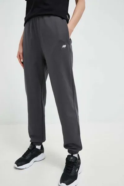 Хлопковые спортивные брюки New Balance, серый